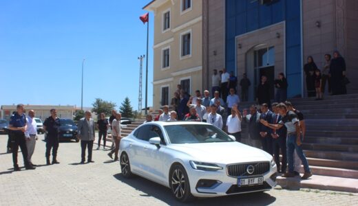 Kaymakam Muammer Sarıdoğan, Afşin’den gözyaşlarıyla uğurlandı.