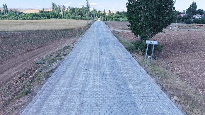 Afşin’in Kırsal İnci Mahallesi’nin Yolları Büyükşehir ile Yenilendi.