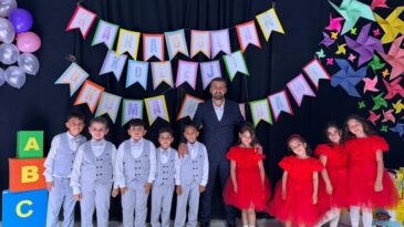 Afşin Karaoğlan Kolejinde Okuma Bayramı Programı yapıldı.