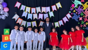 Afşin Karaoğlan Kolejinde Okuma Bayramı Programı yapıldı.