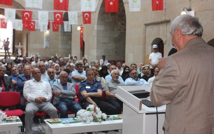 Prof.Dr.Nurullah genç’in katılımıyla Afşin’de 2. Eshab-ı Kehf Şiir Şöleni düzenlendi.