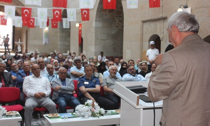 Prof.Dr.Nurullah genç’in katılımıyla Afşin’de 2. Eshab-ı Kehf Şiir Şöleni düzenlendi.