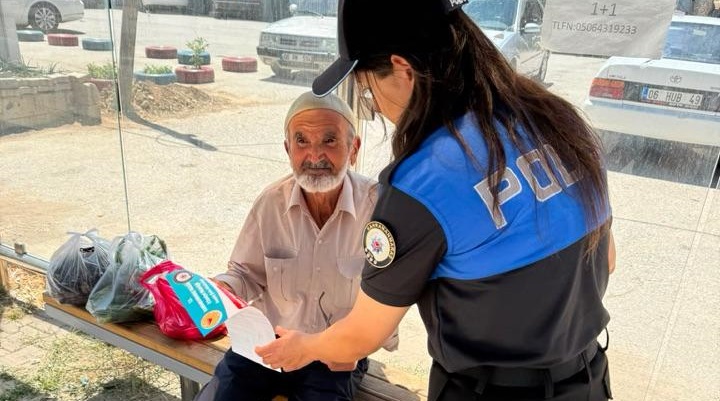 Toplum Destekli Polisler Afşin’de Bilgilendirme faaliyetine devam ediyor.