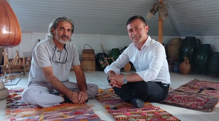 Afşin’e bağlı Çobanbeyli Mahallesinde yaşayan Ali Mert, kültürel bir Mirasın taşıyıcılığını yapıyor.