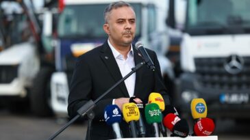 Onikişubat Belediyesi’nin 200 Milyon TL’lik yatırımla 30 yeni hizmet aracı göreve başladı.