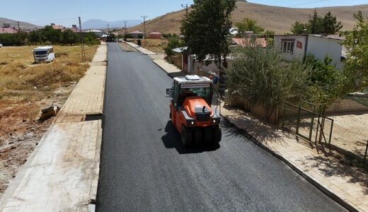 Büyükşehir’den Afşin’de Ulaşımı İyileştirecek Bir Asfalt Yatırımı Daha.