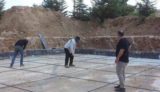 Pınarbaşı Mahallesi Taziye Evi ve Mahalle Konağı inşaatı başladı.
