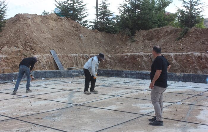 Pınarbaşı Mahallesi Taziye Evi ve Mahalle Konağı inşaatı başladı.
