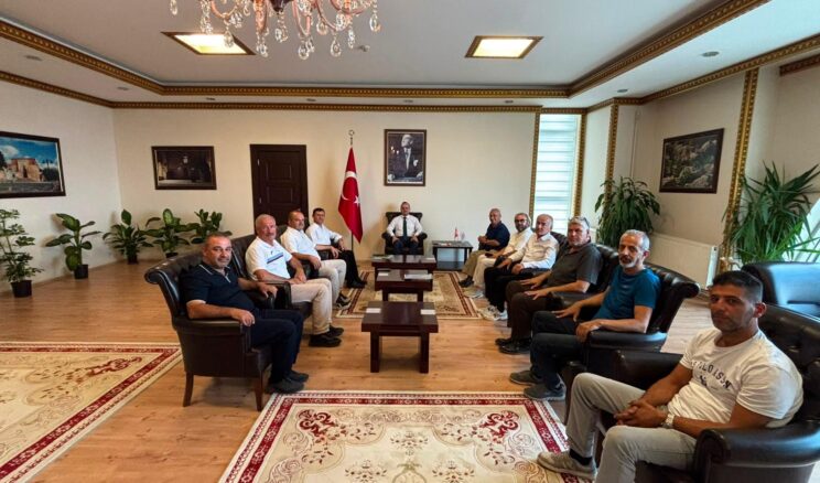 Merkez Yayın Grubundan Kaymakam Arslantürk’e “Hoşgeldin” ziyareti.