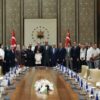 Cumhurbaşkanı Erdoğan, Ayser Çalık Ortaokulu Şehitlerinin Aileleriyle Bir Araya Geldi.