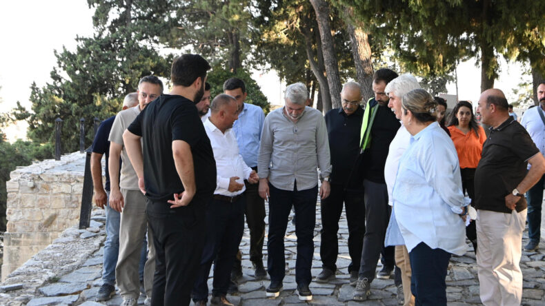 Başkan Görgel, Kahramanmaraş Kalesinde çalışmaları yerinde inceledi.