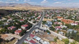 Büyükşehir, Afşin’de 3 Mahallenin Ulaşımını İyileştiren Yol Yatırımını Tamamladı.