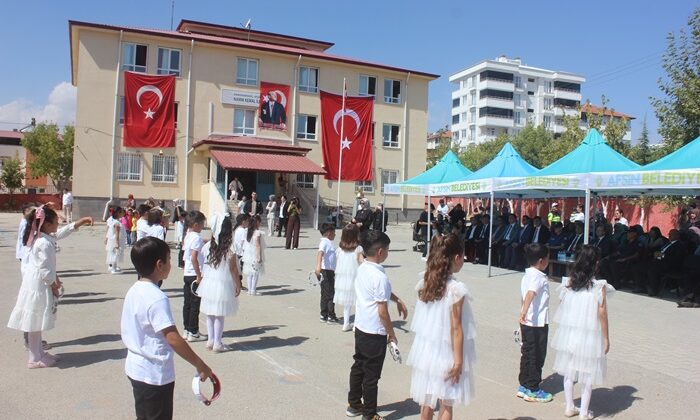 AFŞİN’DE İLKÖĞRETİM HAFTASI COŞKUYLA KUTLANDI.