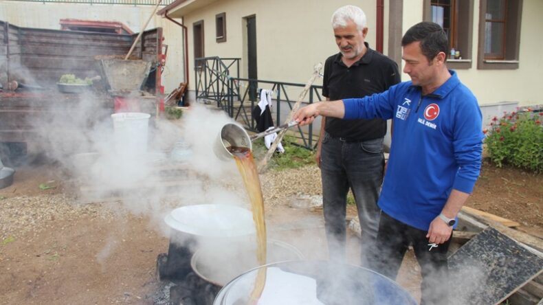 Afşin’de Üzüm Pekmezi Yapma Telaşı Başladı!