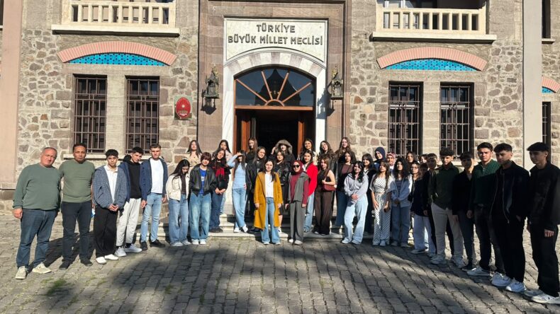 AFŞİN ŞEHİT HAKAN AKYAR ANADOLU LİSESİ ANKARA’DA!